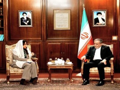 دیدار وزیر مشاور در وزارت امور خارجه امارات با وزیر امور خارجه