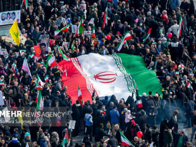 راهپیمایی ۲۲ بهمن نماد عبادت اجتماعی و تجلی حضور آگاهانه امت