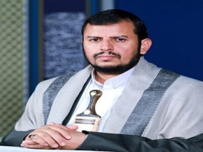 رهبر انصارالله یمن: انقلاب ایران برای مسلمانان جهان الهام‌بخش است