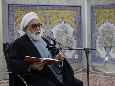 روحانیت در خط مقدم دفاع فکری و فرهنگی از انقلاب هستند