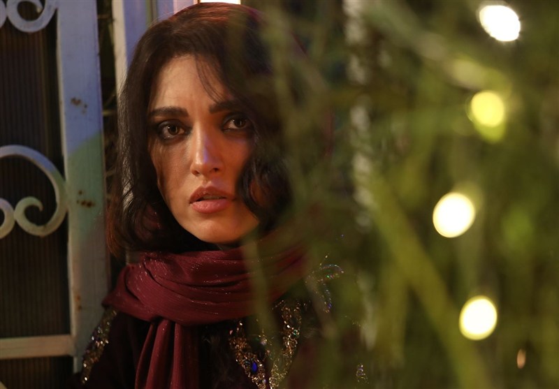 رونمایی از نخستین تصویر بهنوش طباطبایی در فیلم سینمایی «گیس»