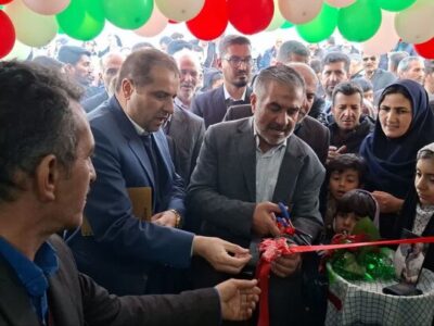 سالن ورزشی شهدای روستای نهرخلج فریدن افتتاح شد