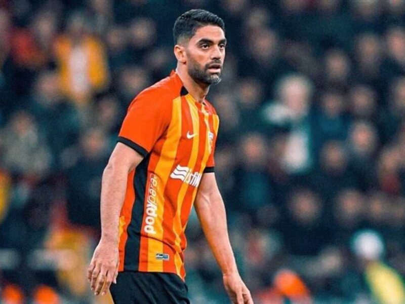 ستاره استقلالی روی سکو‌های نقش جهان