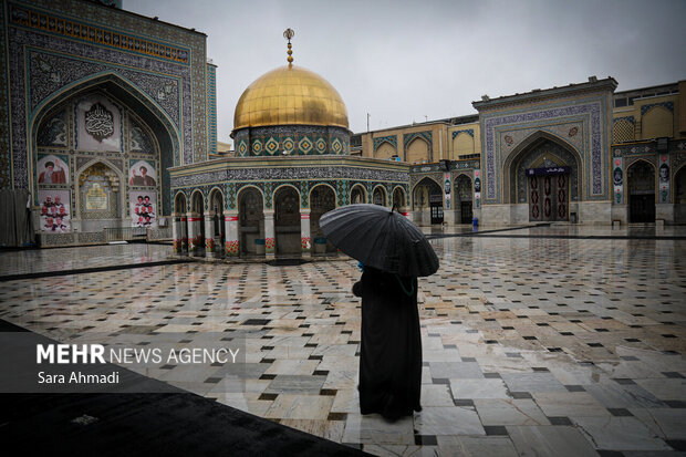 شب بارانی در حرم امام رضا(ع)