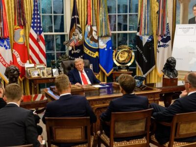 «ضعیف و بی‌چشم‌انداز»؛ تشدید انتقادها به بی‌عملی اروپا در برابر آمریکا