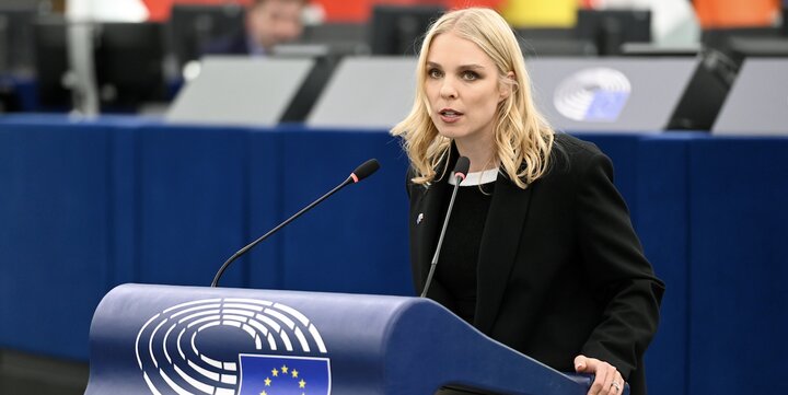 «ضعیف و بی‌چشم‌انداز»؛ تشدید انتقادها به بی‌عملی اروپا در برابر آمریکا