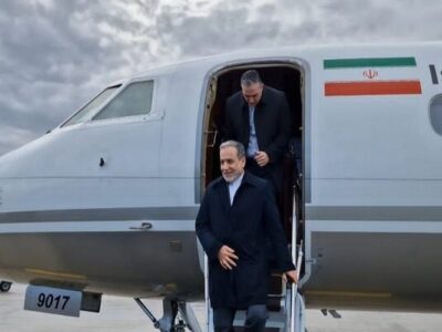 عراقچی برای انجام مذاکرات هسته ای عازم مسقط شد