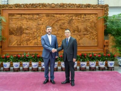 غریب آبادی با  دستیار وزیر خارجه چین دیدار کرد