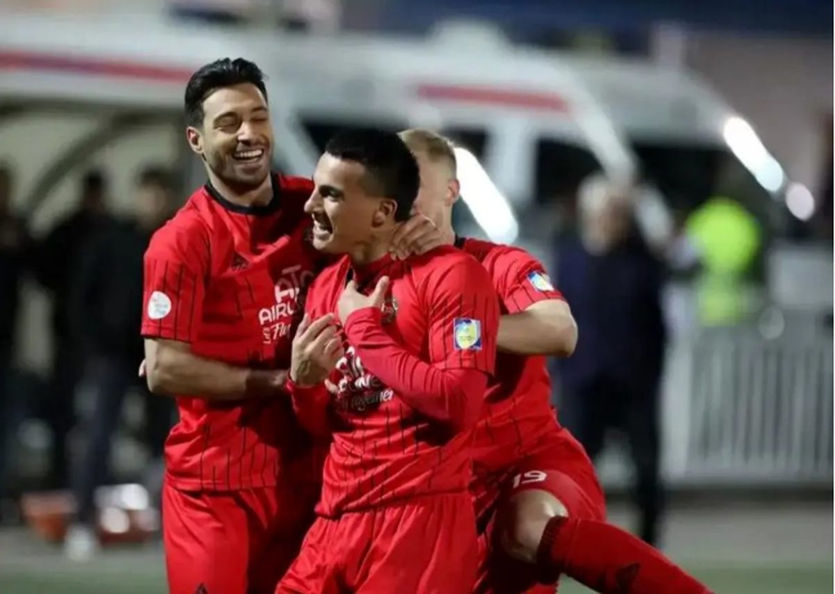 فوتبال در تبعید/ تراکتور بهجای تبریز، در دوحه میزبان شد