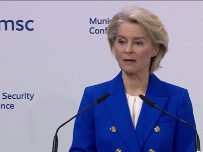 فون در لاین: اروپا باید مسئولیت دفاع خود را برعهده بگیرد