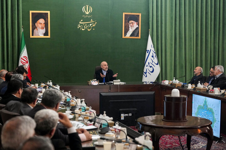 قالیباف: حذف قوانین زائد آغاز شد/ آگاهی‌بخشی مهم‌ترین رسالت ماست