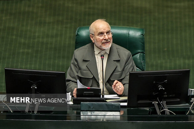 قالیباف: حقوق‌ باید متناسب با تورم افزایش یابد