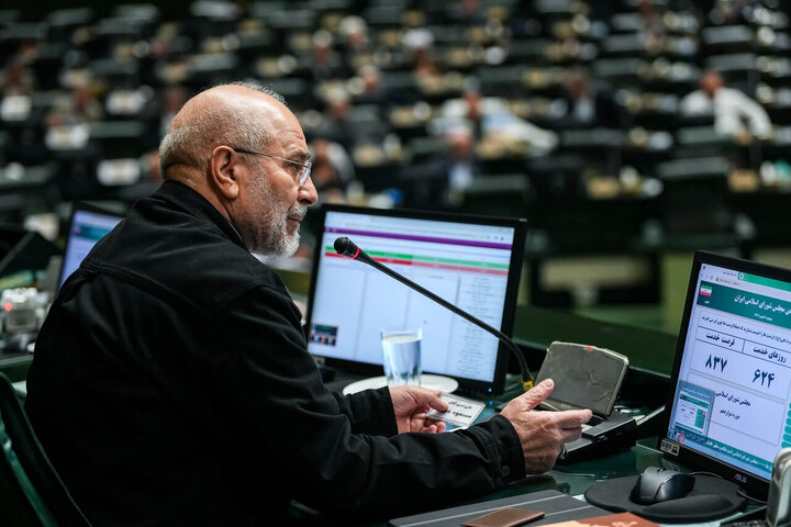 قالیباف: مجلس اختیار جدیدی برای افزایش قیمت‌ها به دولت نداده است