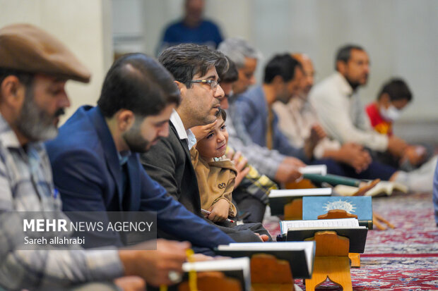 محافل انس با قرآن کریم در مساجد ایلام برپا میشود