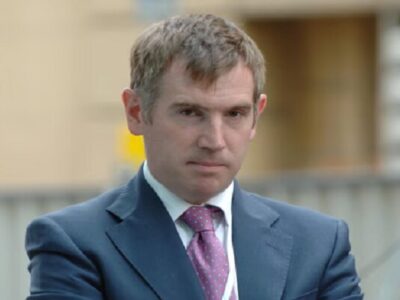 مدیر ارتباطات نخست وزیر انگلیس هم کناره‌گیری کرد