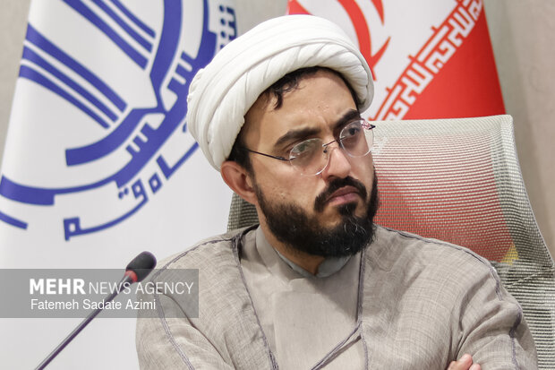 نشستهای «عبور از بنبست» مقدمه تبیین بند هفتم بیانیه گام دوم است