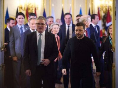 وزیر امور خارجه مجارستان:  رهبران اروپایی «پرستار بچه» هستند