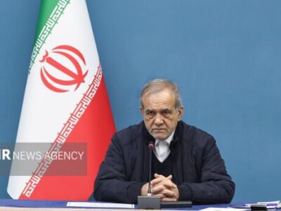 پزشکیان: روزانه ۱۷ میلیون دلار از ثروت ملی با سوزاندن گاز هدر می‌رود