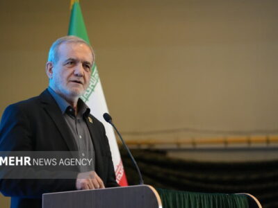 پزشکیان: سایه «جنگ یا صلح» را از کشور بزداییم؛ در ثبات می‌توان پیش رفت