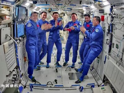 چین تا سال 2030 فضانورد به کره ماه میفرستد