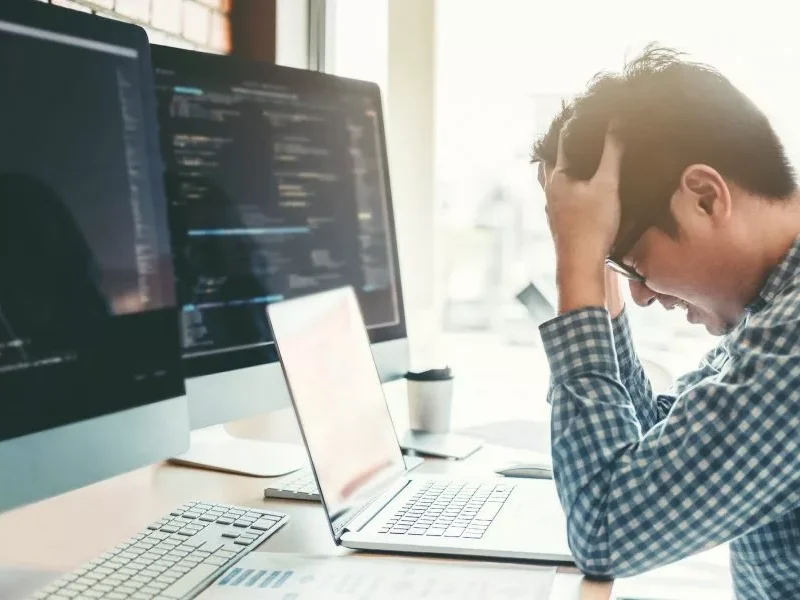 کارشناسان هشدار می‌دهند: استفاده طولانی‌مدت از هوش مصنوعی می‌تواند سلامت روان را تحت فشار قرار دهد