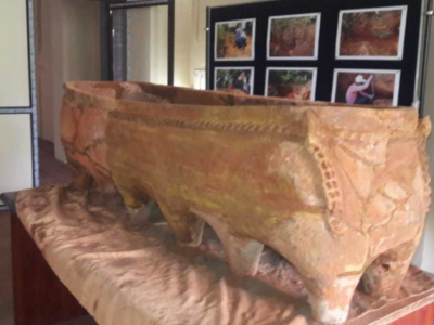 کشف تابوت سفالی ۲۳۰۰ ساله با دوازده پایه در هند