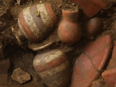 کشف مقبره سلطنتی ۱۰۰۰ ساله پر از طلا در ال کانیو پاناما