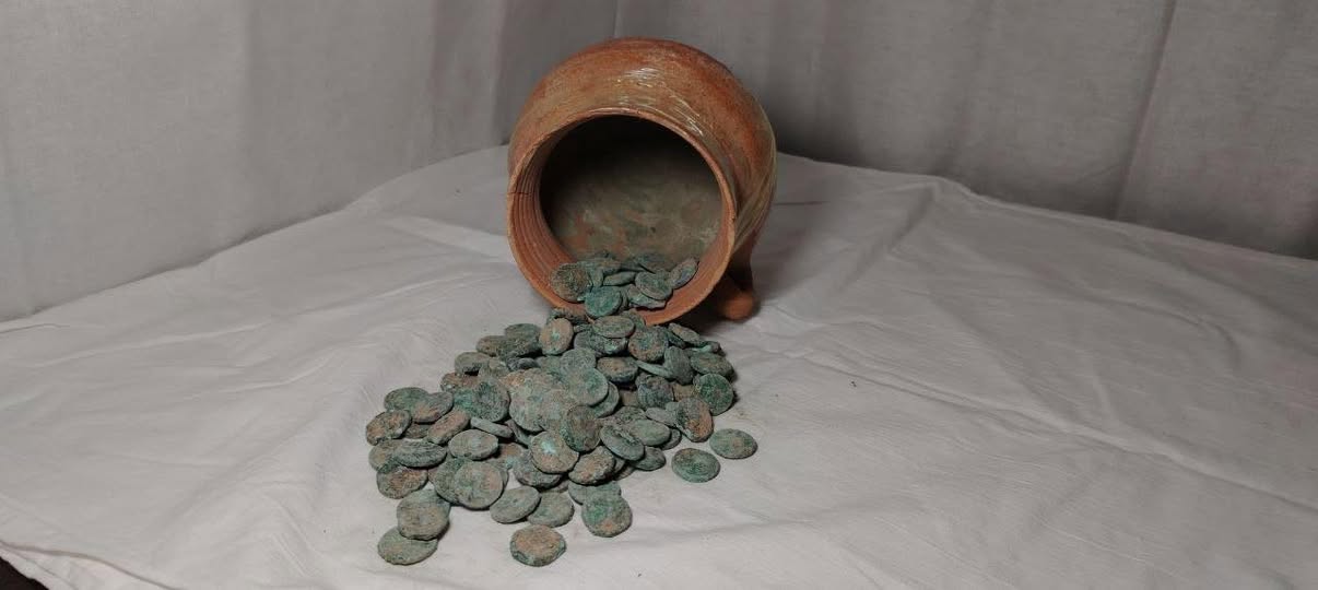 کشف گنجینه سکه‌های ۲۰۰۰ ساله کوشانیان در تاجیکستان