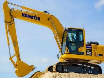 ۳ بیل مکانیکی‌ ۳۰۰ میلیاردی قاچاق  در فلاورجان کشف شد