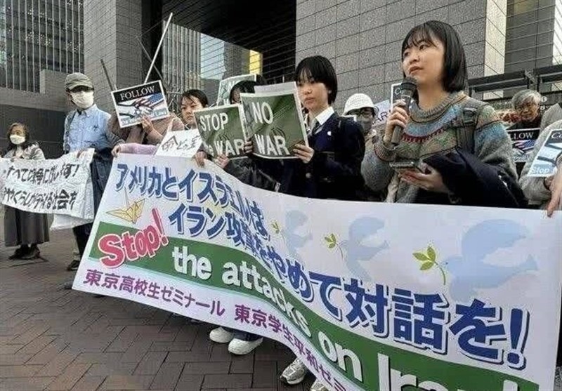 اعتراض دانشآموزان ژاپنی به حملات آمریکا و رژیم صهیونیستی علیه ایران