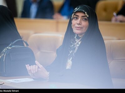 الهام چرخنده: رهبر شهید انقلاب یک مکتب است