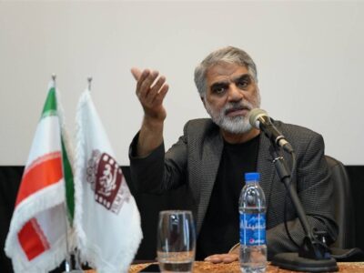 باشه آهنگر در وصف این روزها: وقت دفاع، ایستادگی و حماسه است