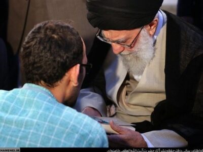 بشارت پیروزی در شعری از رهبر انقلاب