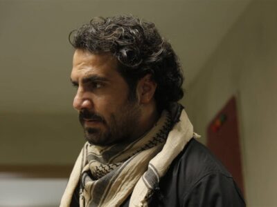 بیگانگان باعث شد چندزبان یاد بگیرم/امیدوارم ایران وطن به آرامش برسد