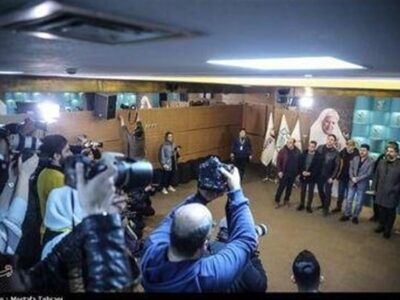 دنیرو و آرنولد هم به میدان آمدند/ وسط بازی تا کجا؟