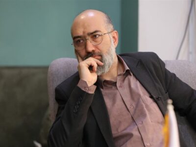 رهبری که اعتراضات را علیه واشنگتن در جهان شعله‌ور ساخت