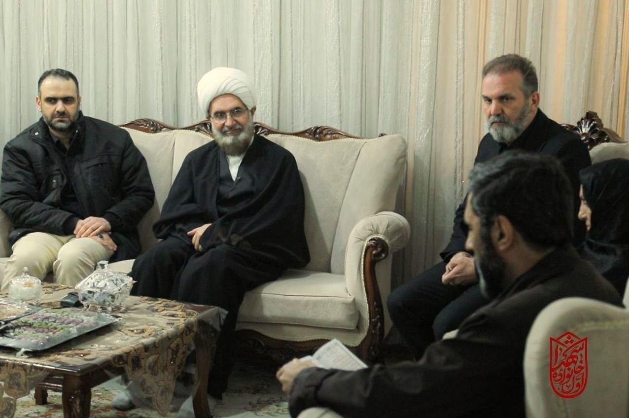 روایتی از دیدار با خانواده شهیدان در لبیک با رهبر انقلاب شهید , حمله اسرائیل به ایران , جنگ ,