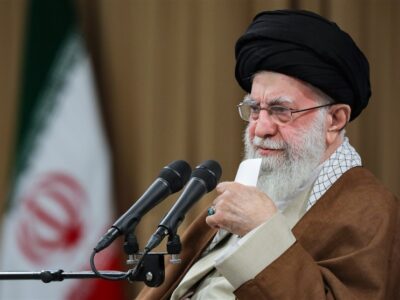 زنی که رهبر انقلاب “شجاعت” را از او آموخت