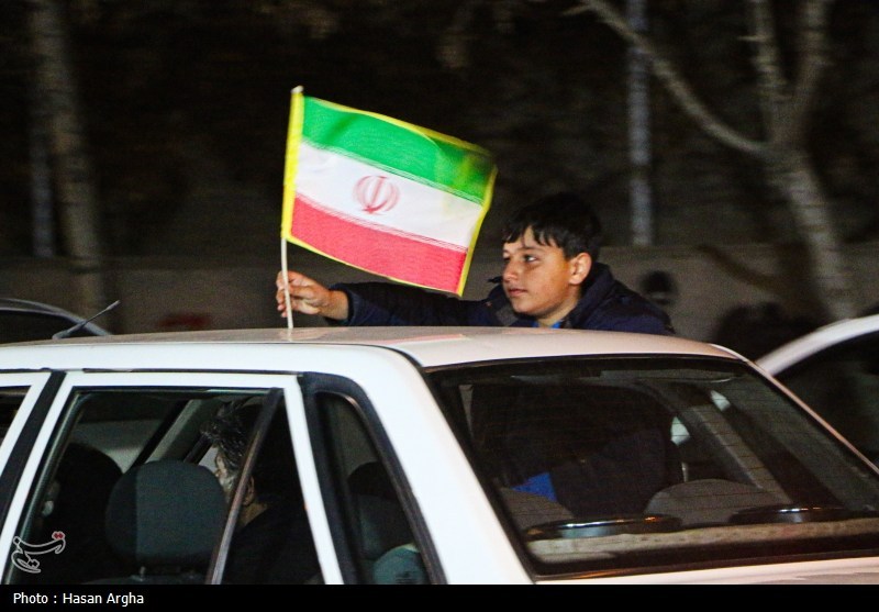 شبی که پرچم‌ها بالای بالا بود!