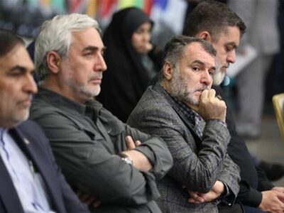 عاشقان را سر شوریده به پیکر عجب است