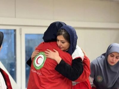 ماجرای لباس هلال‌احمر پردیس احمدیه و تحویل سال با یک بغضِ وطن‌پرستانه