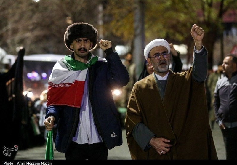 موج گرایش شدید به گفتمان انقلاب اسلامی