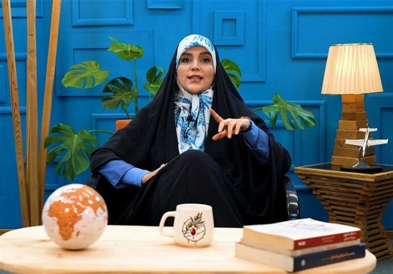 مژده لواسانی: تا هستم و خواهم بود، تنها سمت ایران میمانم