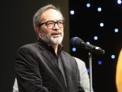 کارن همایونفر برای وعده صادق4 مارش نظامی نواخت