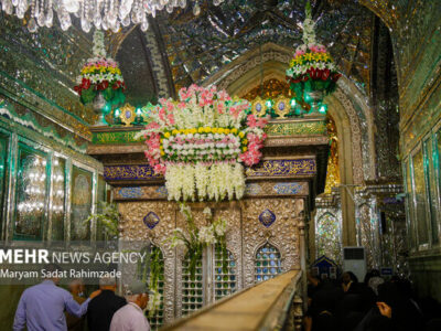 آئین گلاب شویی و گلباران ضریح مطهر حضرت شاهچراغ(ع)
