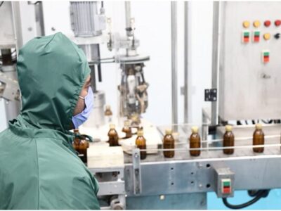 آسیب ۴۴ شرکت دارویی و تجهیزات پزشکی در جنگ تحمیلی سوم