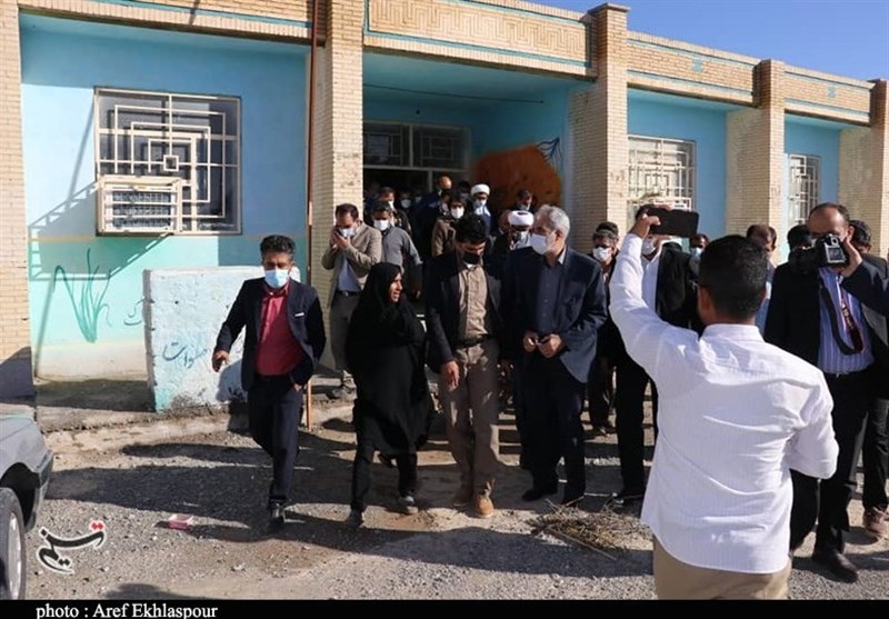آغاز بازسازی مدارس آسیب دیده در جنگ سوم تحمیلی