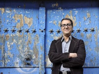 آن جوان برومند افتاده بر روی تخت برای من «وتن» را معنا کرد