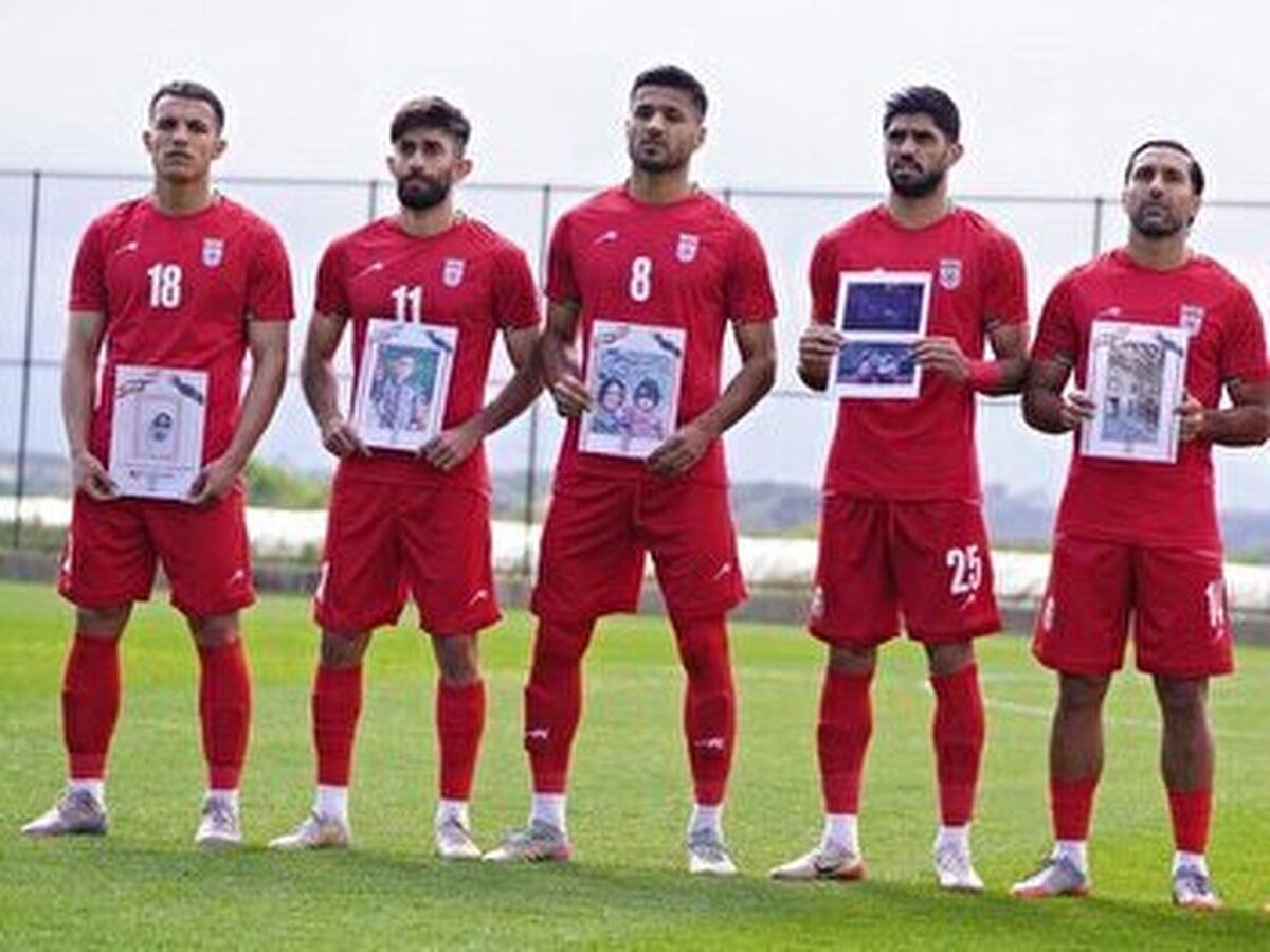 اشکهای دروازه بان تیم ملی قبل از بازی با کاستاریکا+ عکس