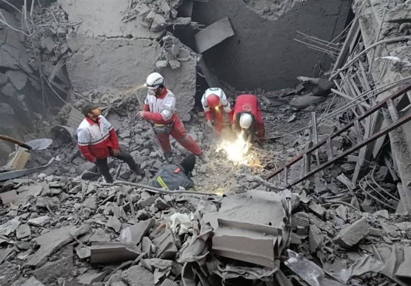 تخریب کتابخانهای بینظیر درباره امام حسین(ع) توسط دشمن+عکس کتاب , جنگ , رژیم صهیونیستی (اسرائیل) , آمریکا , امام حسین (ع) ,